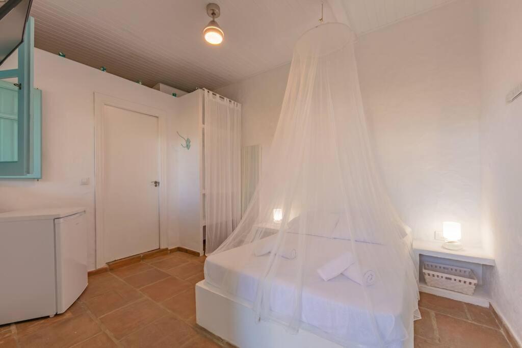 Habitaciones Rurales La Vega ตาริฟา ภายนอก รูปภาพ